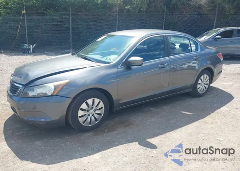 2010 Honda Accord 2.4 Lx из США, поврежденный, VIN 1HGCP2F33AA116053